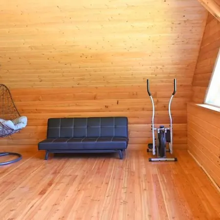 Ranc Stojnsek *